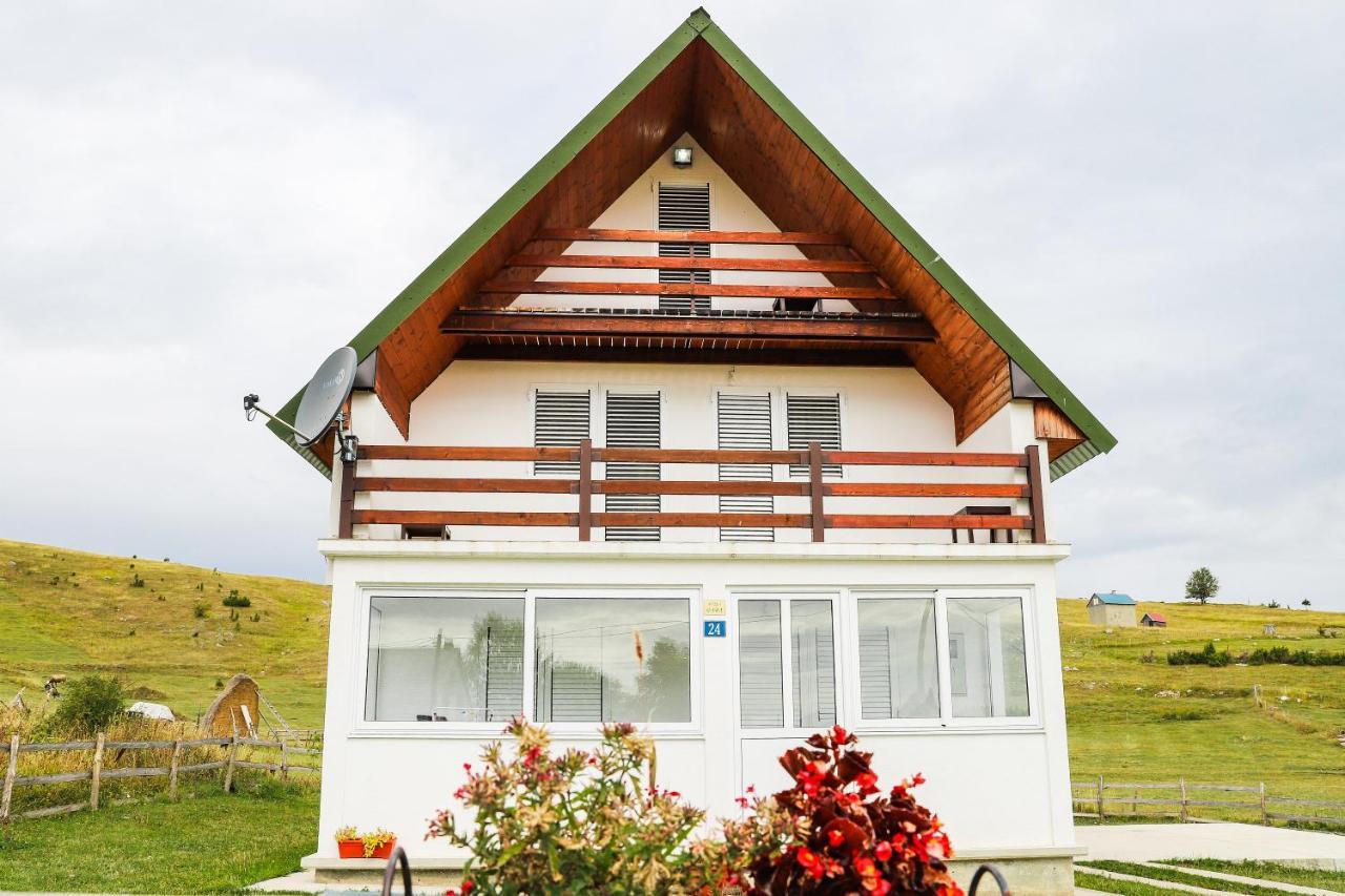 Guest House Sara Žabljak Екстериор снимка